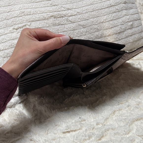 Michael Kors Snake-Embossed Taupe Bi-fold Wallet with Gold MK Logo - Picture 6 of 7